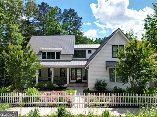 9229 Selborne Ln, Chattahoochee Hills, GA 30268