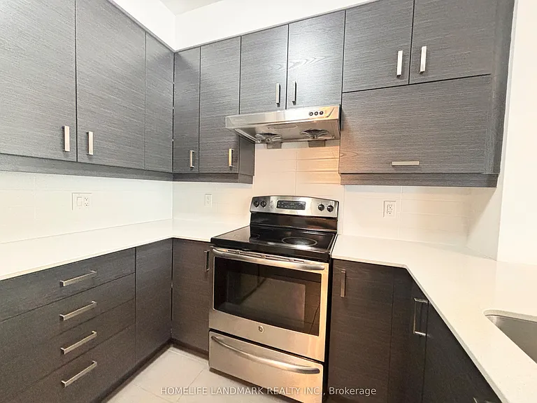1 Uptown Dr #207 — Photo 9