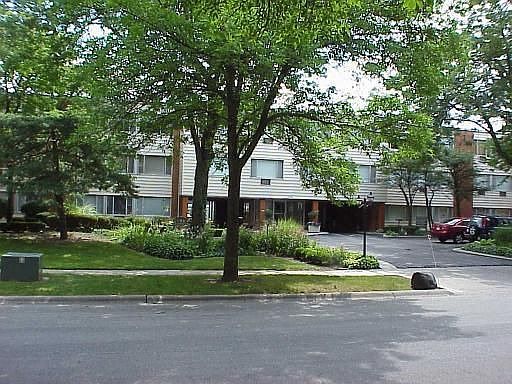 1st image of 1139 Leavitt Ave APT 307