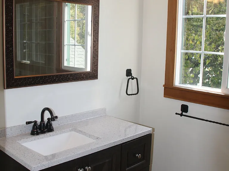 2307 Collins Ave — Photo 16