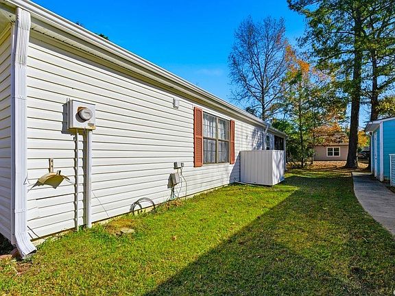 4th image of 6616 Wintergreen Point