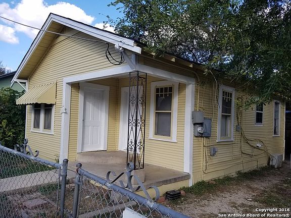 3rd image of 312 N Calaveras St