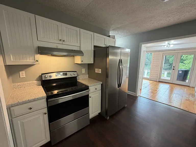 278 Toccoa Ave — Photo 9