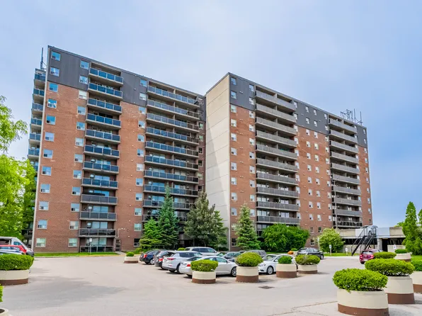 875 Wonderland Road South