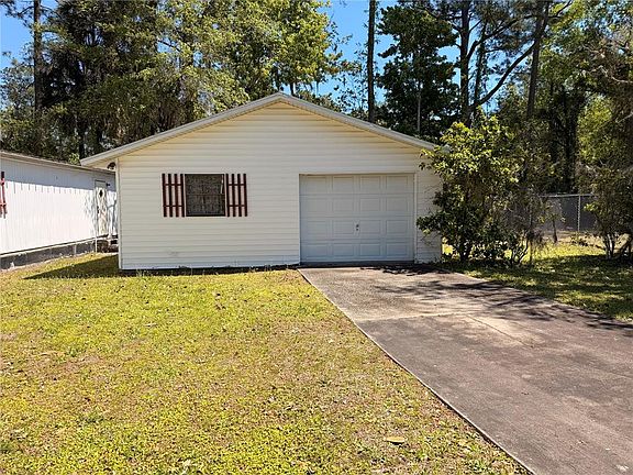 2nd image of 55710 Fern Rd