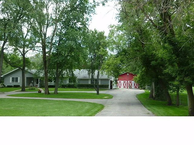 6N130 Virginia Rd photo 1