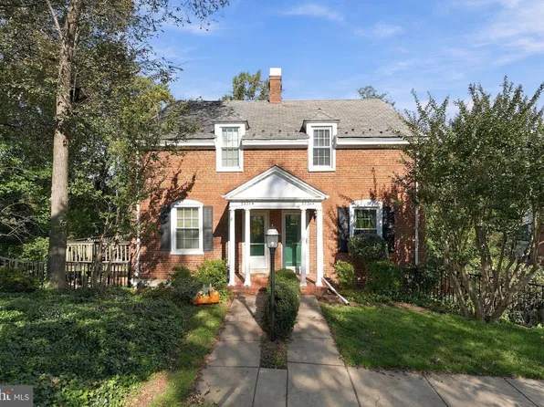 3324 S Wakefield St #A, Arlington, VA 22206