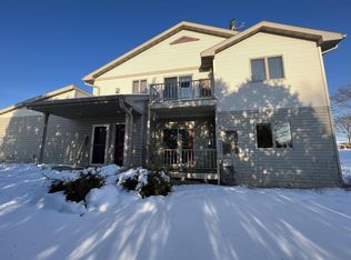 636 Military Ridge Dr, Verona, WI 53593