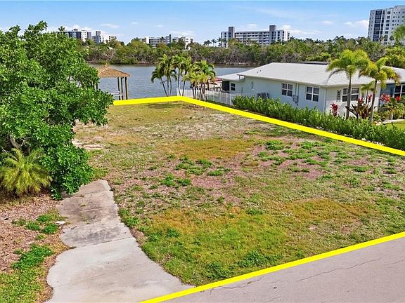 2nd image of 8061 Lagoon RD