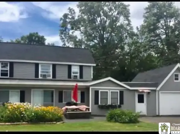 8 Canal St, Lakewood, NY 14750