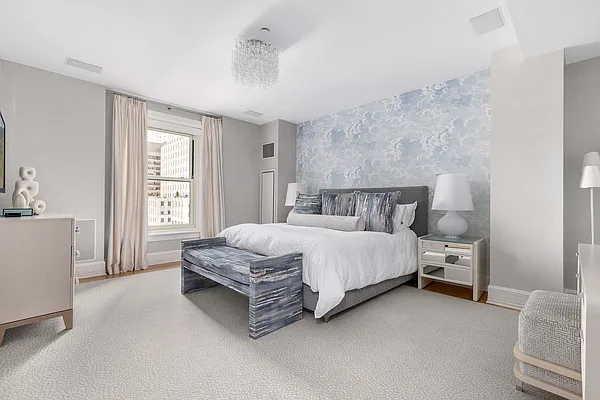 Sold by Compass | media 8