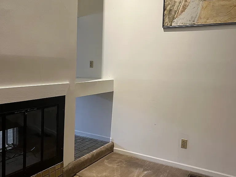 3711 Mack Rd #B2 — Photo 5