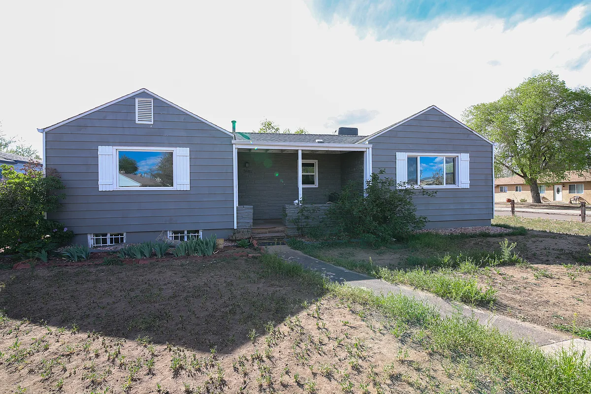 Building Photo - 3401 S Quivas St