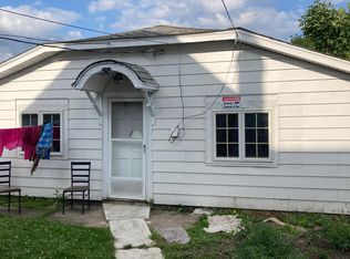 41 Pine Ridge Rd, Buffalo, NY 14211