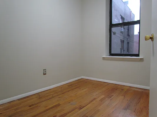 Rented by Landmark Real Estate | media 12