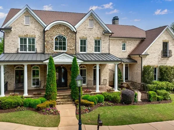510 Belada Blvd, Sandy Springs, GA 30342