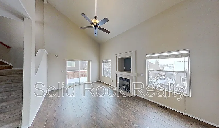 4642 Crow Creek Dr — Photo 8