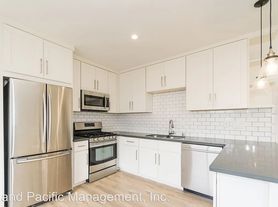 1351 Manhattan Beach Blvd, Manhattan Beach, CA