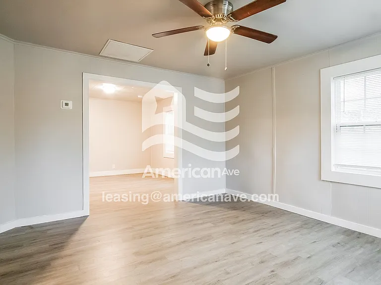 752651_002_living_room_13665625.jpg
