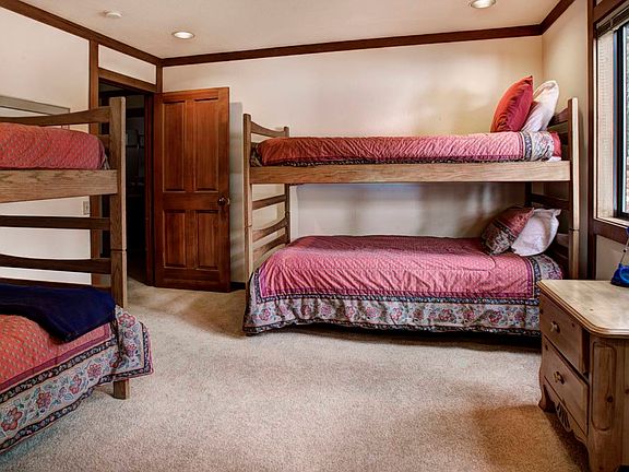 5th image of 3600 N Lake Blvd #117