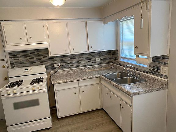 2nd image of 14015 S Stewart Ave APT 3W