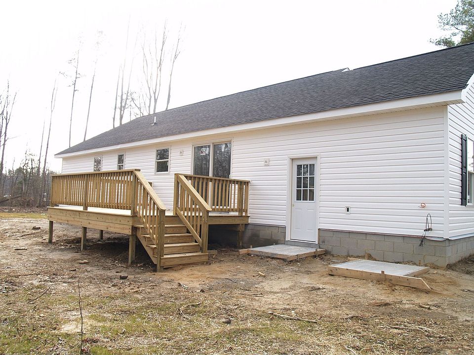2nd image of 6841 Horsley St