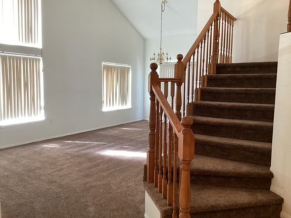 3rd image of 45329 Pickford Ave