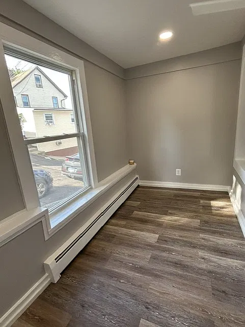 entrance/ mudroom