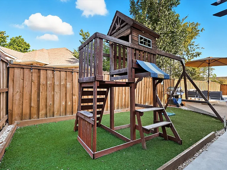 537 Purdue Dr — Photo 46