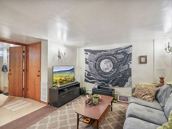 3rd image of 1407-1409-1411 N Main St #Basement