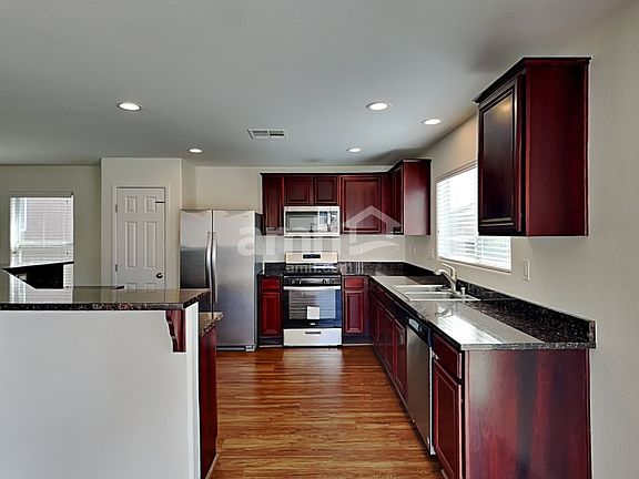 3rd image of 11561 Andorra St