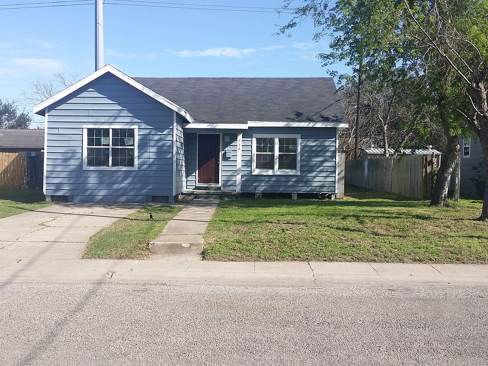 1st image of 738 E Cornelia Cir
