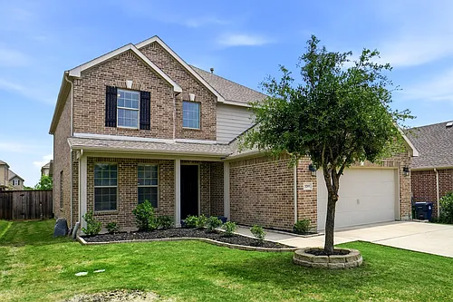 3209 Capetown Dr Photo 1
