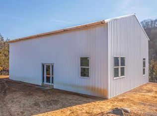 197 Gene Derrick Rd, Surgoinsville, TN 37873