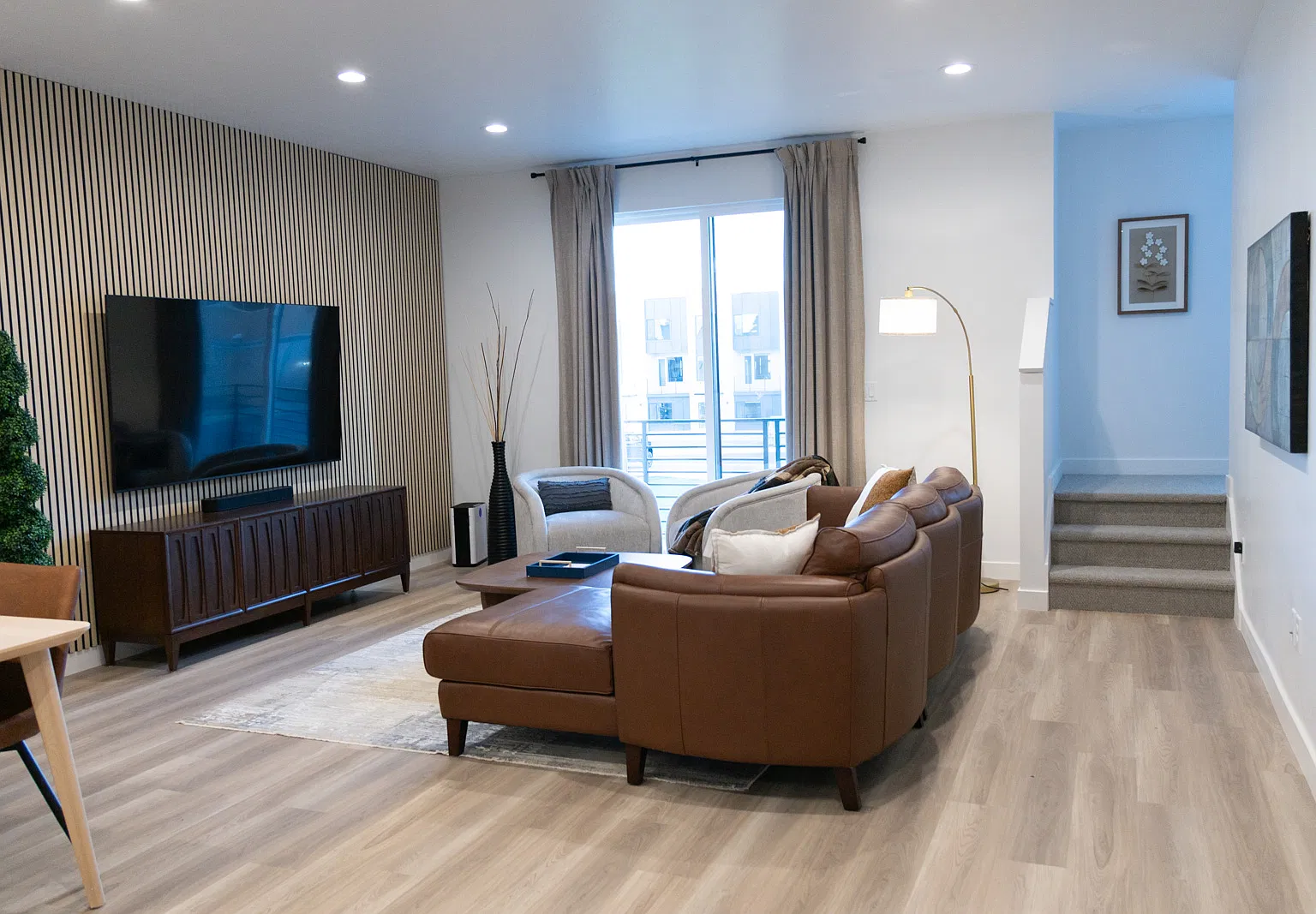 3 bed, 1718 sqft, $3,800 — Photo 1