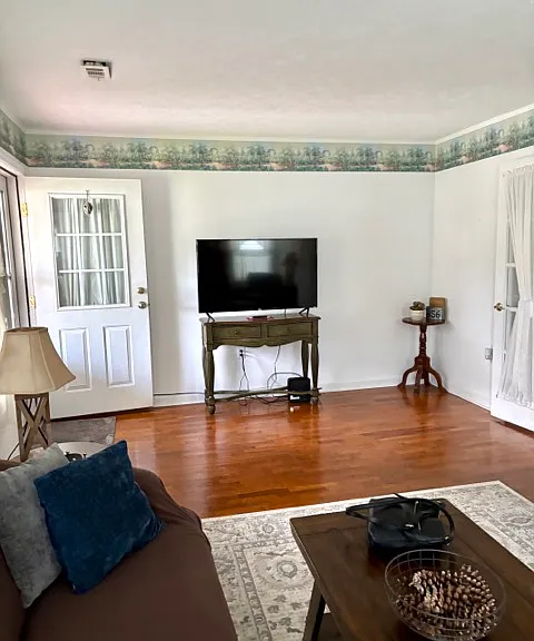 356 Lavender St — Photo 3