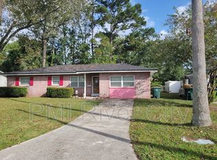 7819 Lisa Dr E, Jacksonville, FL 32217
