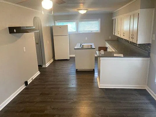 3 bed, 998 sqft, $900 — Photo 3