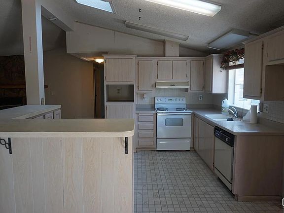 4th image of 5909 Cliffwood Way