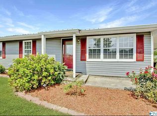 638 Perkins Wood Rd, Hartselle, AL 35640