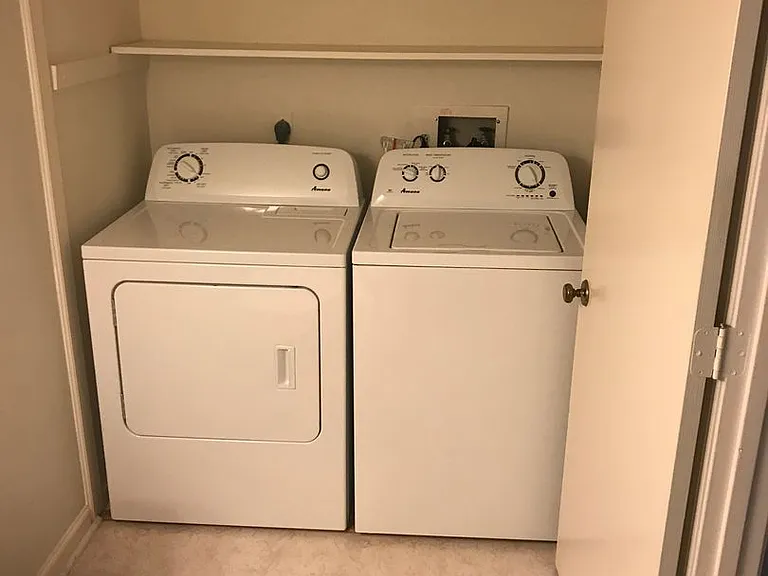 37 Spring Ct — Photo 15