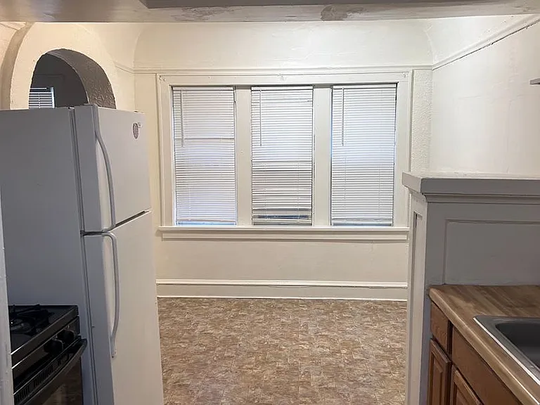 1720 W Atkinson Ave — Photo 12