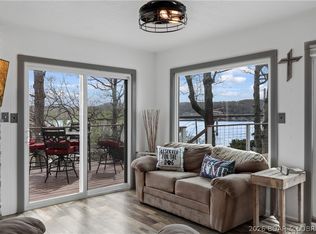 54 White Rock Ln, Sunrise Beach, MO 65079