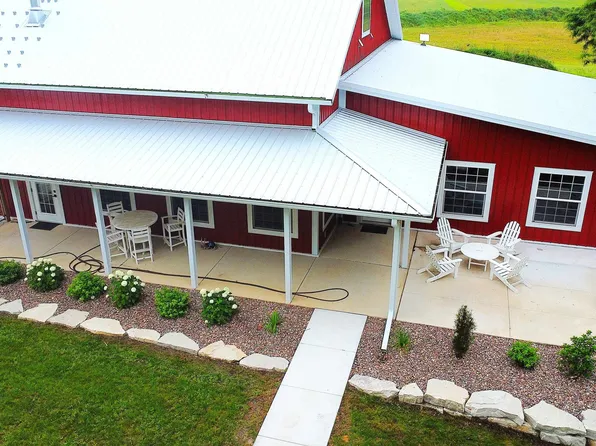 N6619 18th Ave, Neshkoro, WI 54960