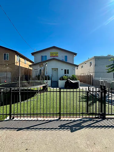1552 E Martin Luther King Blvd Photo 1