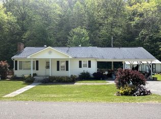 3115 Fairview Rd, Duffield, VA 24244