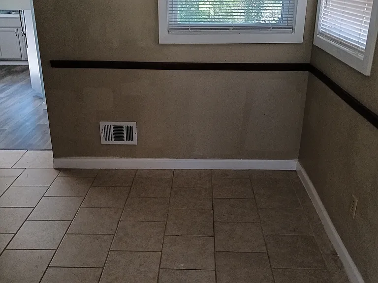 Pine Dr — Photo 12