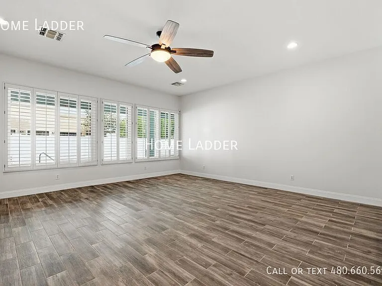 5080 S McClelland Dr — Photo 3