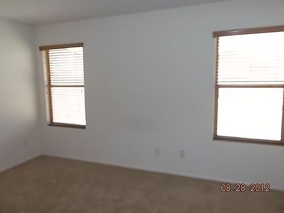 5th image of 40577 W Thornberry Ln