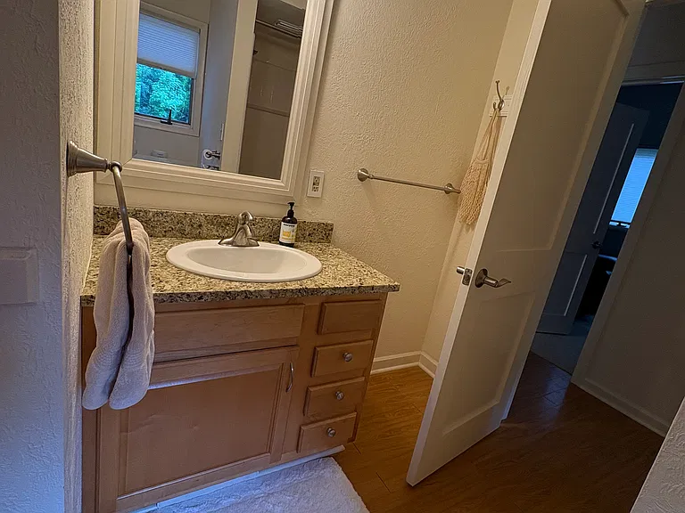 11395 Lakeshore Dr — Photo 17